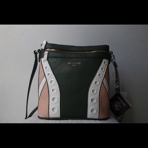 Forest green side bag Nicole lee